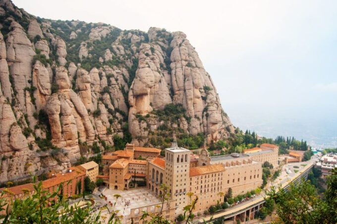 From Barcelona: Montserrat Tour, Rack Railway & Licor Taste - Exploring the Monastery