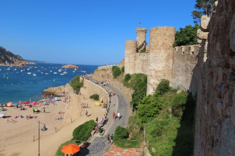 From Barcelona: Tossa De Mar Scuba Diving and 3-Course Meal - Meal and Sightseeing