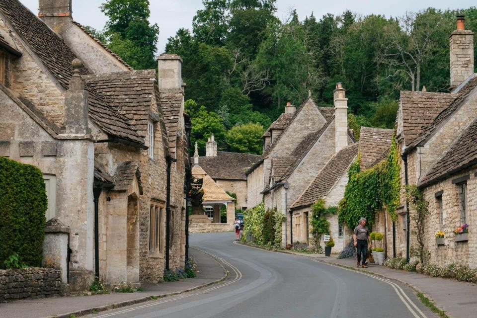 From Bath: Hidden Cotswolds & Dark Age England Tour for 2-8 - Local Cuisine Experience