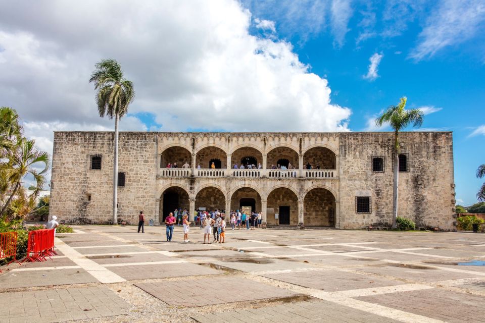 From Bávaro or Punta Cana: Santo Domingo Highlights Tour - Alcazar De Colon