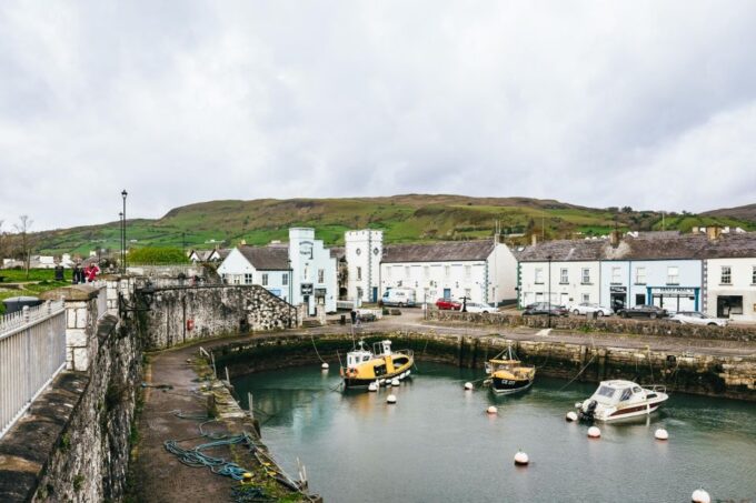 From Belfast: Giants Causeway Full-Day Guided Trip - What to Bring