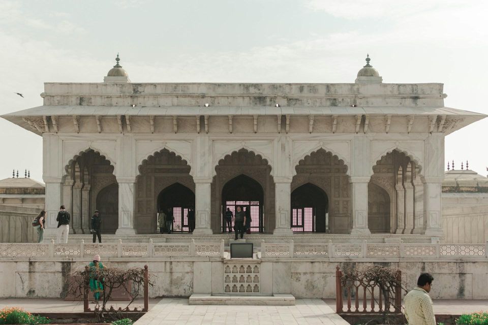 From Bengaluru: 2-Day Taj Mahal Tour With Flight & Hotel - Accessibility Features