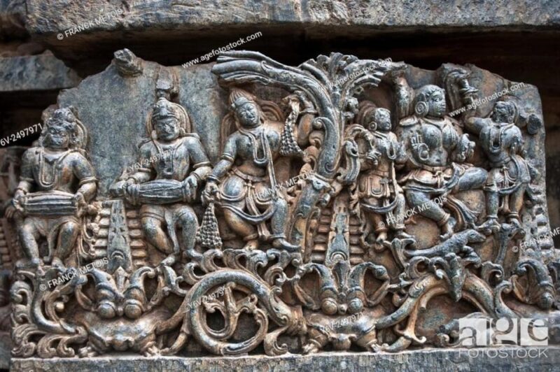 From Bengaluru: Private Tour Sravanbelgola, Belur & Halebidu - Inclusions and Amenities