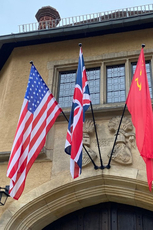 From Berlin: Kings, Crimes, & Spies Potsdam Day Trip by Van - FAQ