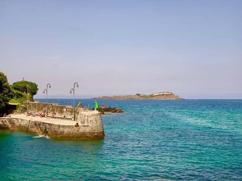 From Bilbao: Gaztelugatxe, Gernika, and Mundaka Guided Tour - Who Should Consider This Tour?