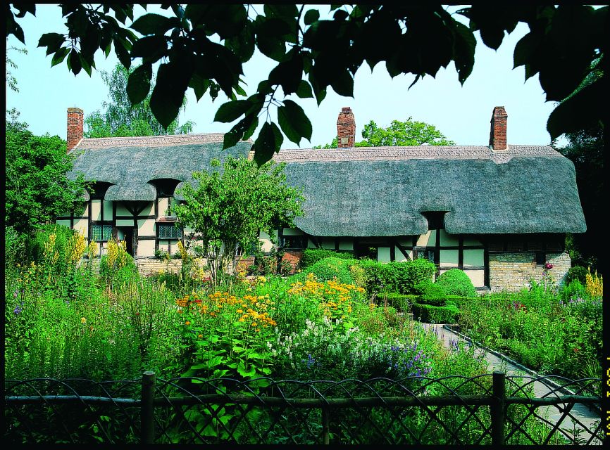 From Brighton: Stratford-upon-Avon & The Cotswolds Day Trip - What to Pack