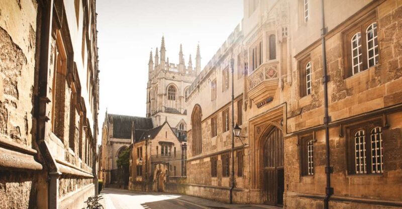 From Bristol: 2-Day Enchanting Stratford & Oxford - Key Points