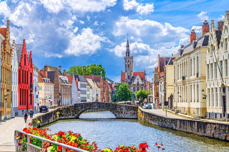 From Brussels: Bruges by Train with Guided Tour & Boat Ride - FAQ