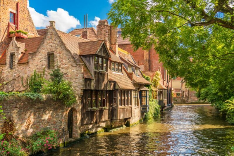 From Brussels: Bruges Day Trip with Boat Tour Option (ES) - The Value of This Tour