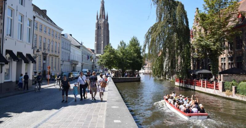 From Brussels: Bruges Private Tour - Exploring Bruges on a Private Guided Tour