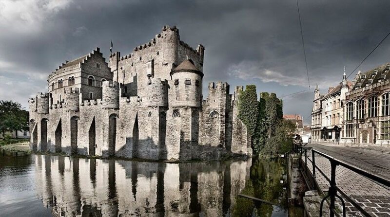 From Brussels: Full-Day Guided Tour of Ghent in Spanish - Good To Know
