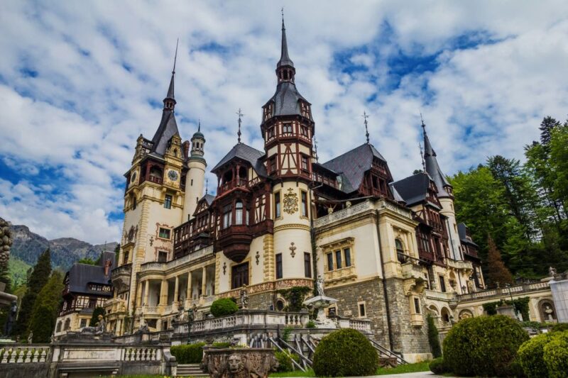 From Bucharest: A Taste of Transylvania: Private Tour - Brasov Old Town