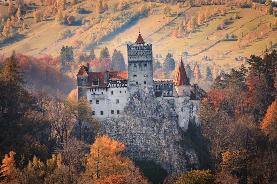 From Bucharest: Dracula's castle, Peles Castle and Brasov - FAQ