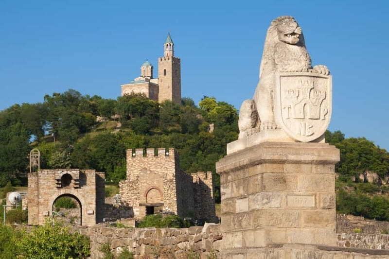 From Bucharest: Private Tour to Veliko Tarnovo and Arbanasi - Practical Tips for Travelers