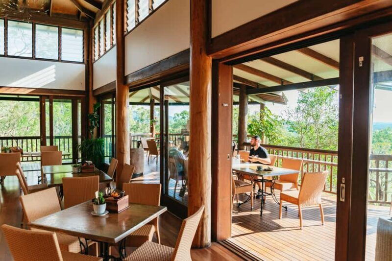 From Cairns: Chillagoe Caves and Outback Full-Day Tour - Lunch at the Chillagoe Pub: A Casual Break