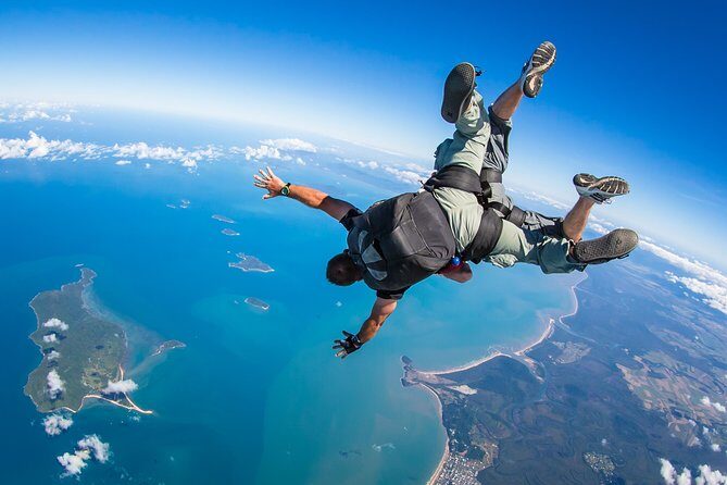 From Cairns: Tandem Skydive Experience over Mission Beach - The Thrill of the Jump from 15,000 Feet