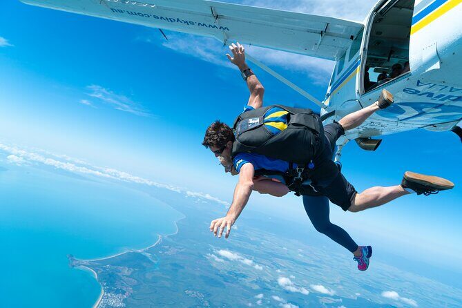 From Cairns: Tandem Skydive Experience over Mission Beach - How the Reviews Reflect the Experience