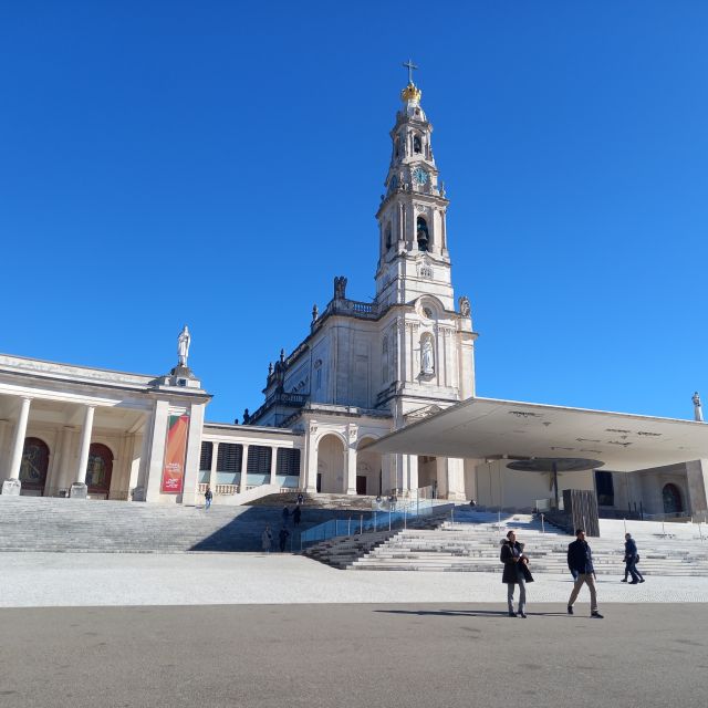 From Caldas: Guided Half Day Tour of Fátima - Highlights of the Tour