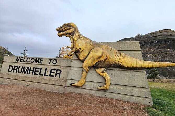 From Calgary: Drumheller Badlands Private Tour (Small Group) - Key Points
