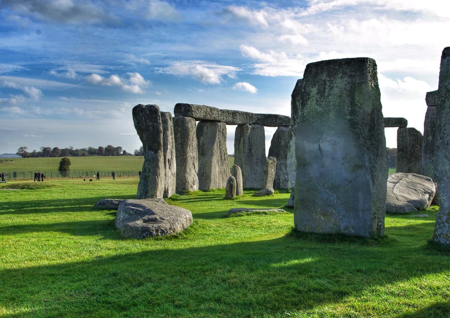 From Cambridge: Guided Day Tour to Bath and Stonehenge - Key Points