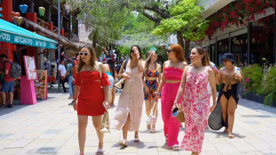 From Cancun: Day Trip to Tulum, Cenote & Playa Del Carmen - Weather and Tour Operation