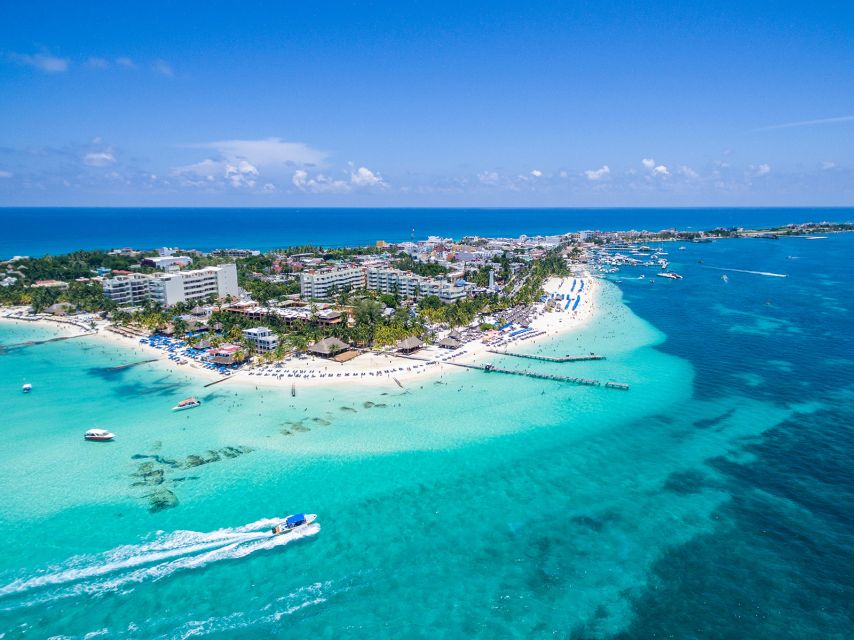 From Cancun & RivieraM: Sailing & Snorkeling to Isla Mujeres - Onboard Amenities