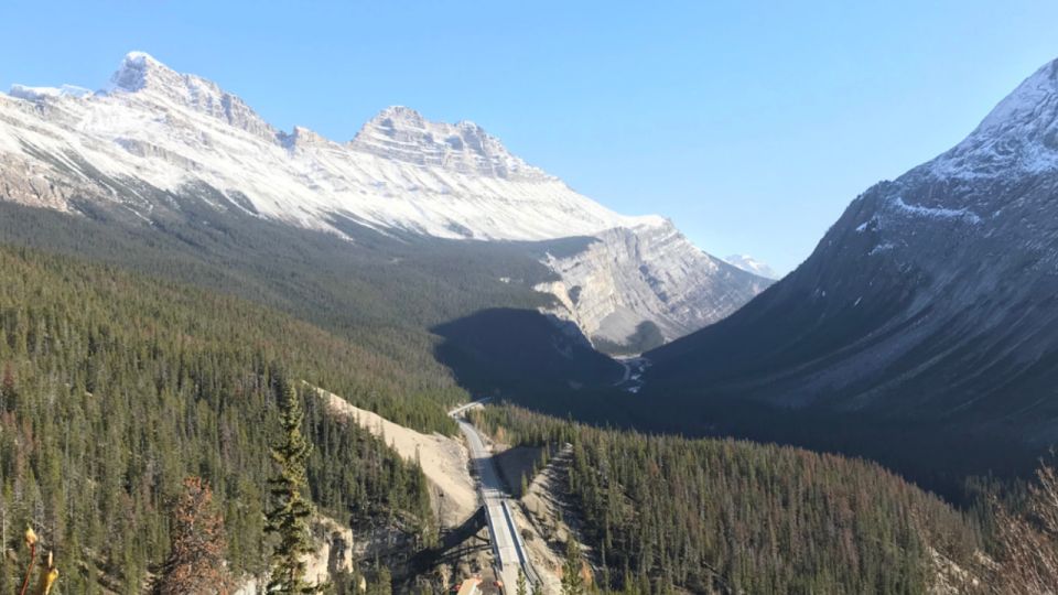 From Canmore/Banff: Icefields Parkway Experience - Transportation and Guide