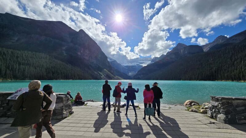 From Canmore/Banff:Moraine Lake & Lake Louise 1.5h per lake - Exploring the Scenic Road Trip