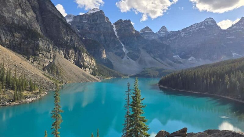 From Canmore/Banff:Moraine Lake & Lake Louise 1.5h per lake - Moraine Lake: The Valley of the Ten Peaks