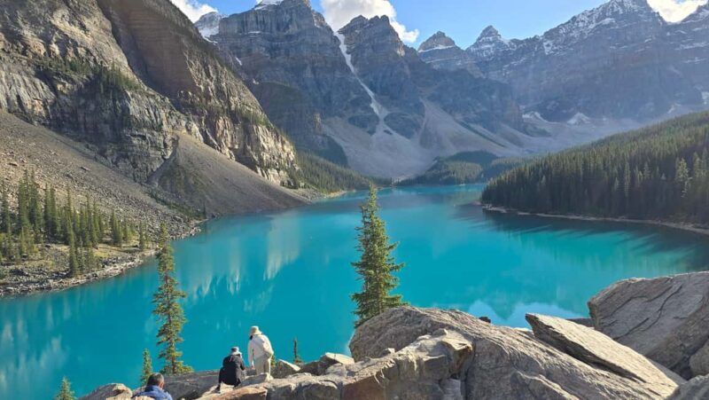 From Canmore/Banff:Moraine Lake & Lake Louise 1.5h per lake - Practical Details and Logistics