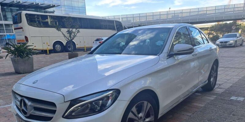 From Cape Town International Airport Transfer to Cape Town - Pickup and Communication Process