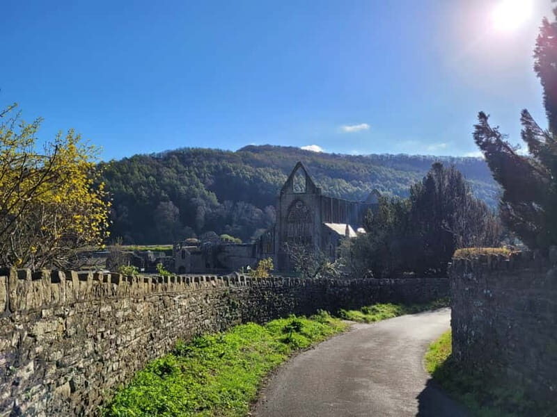 From Cardiff: Guided Tour of Welsh Valleys - Exploring the Welsh Valleys: A Day Full of History and Beauty