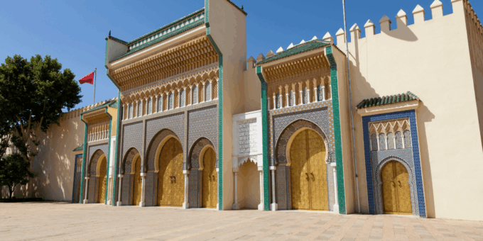 From Casablanca: Guided Tour of Fez With Lunch - Live Guided Experience in Multiple Languages
