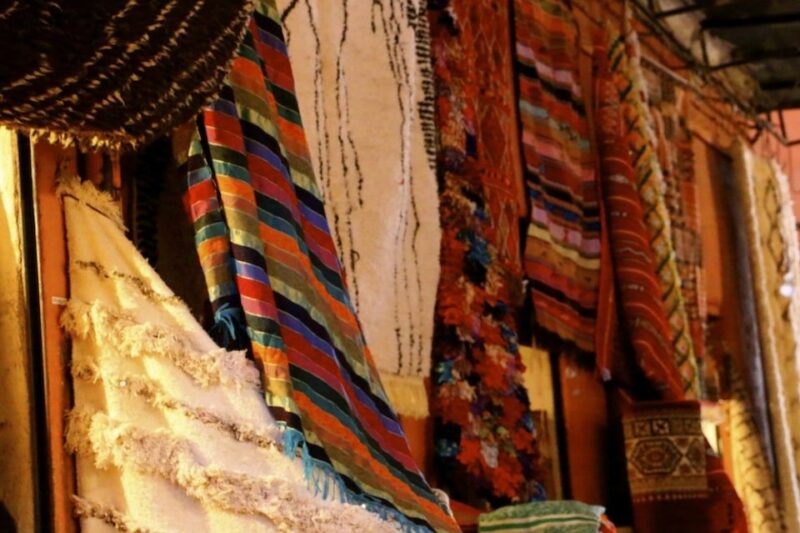 From Casablanca: Private Day Tour to Marrakech - Exploring Jemaa El-Fnaa