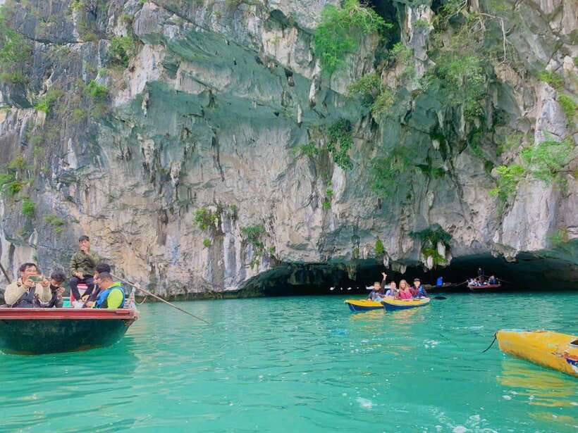 From Cat Ba : Lan Ha Bay Kayaking, Snorkling Full-Day Cruise - Inclusions
