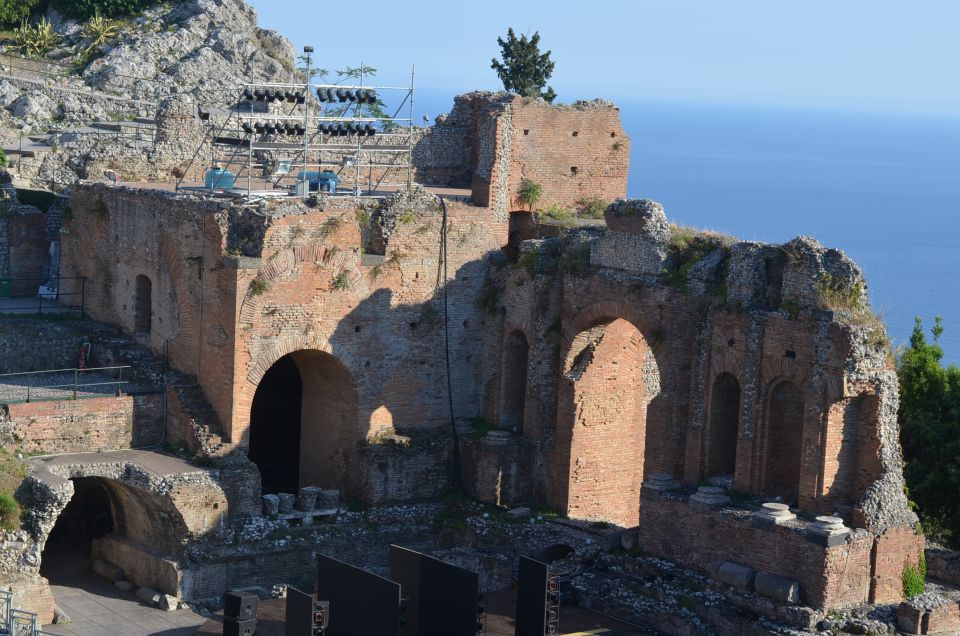 From Catania: Guided Tour of Mount Etna and Taormina - Expert Guides Insights on Mount Etna