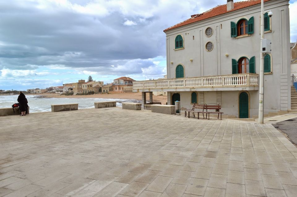 From Catania: Inspector Montalbano Day Tour With Audio Guide - Key Points
