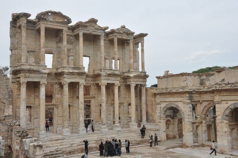 From Çeşme: Highlights of Ephesus Tour - Key Points