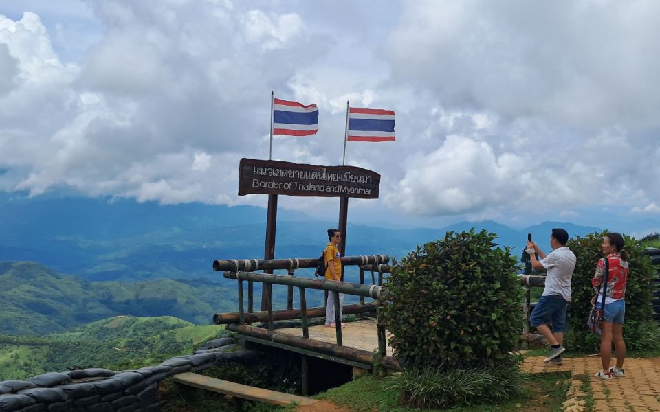 From Chiang Rai: Famous Temples and Golden Triangle Day Tour - Frequently Asked Questions