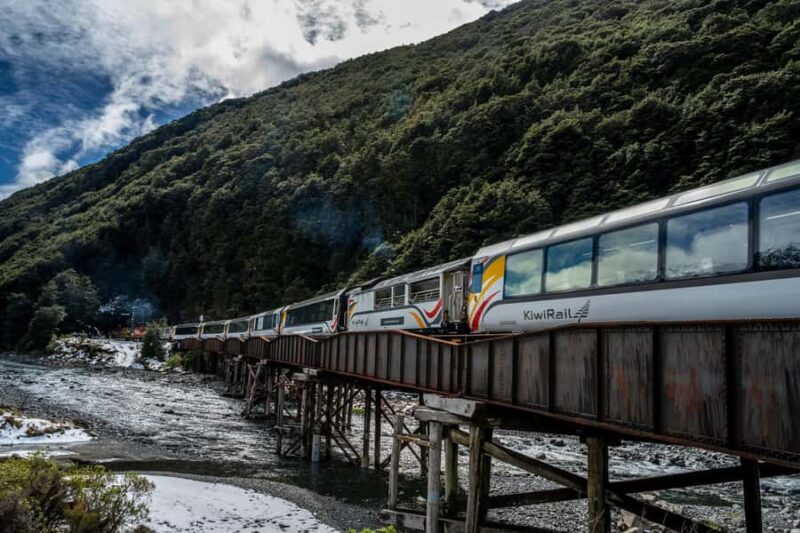From Christchurch: Arthur's Pass with TranzAlpine & Lunch - An In-Depth Look at the Tour