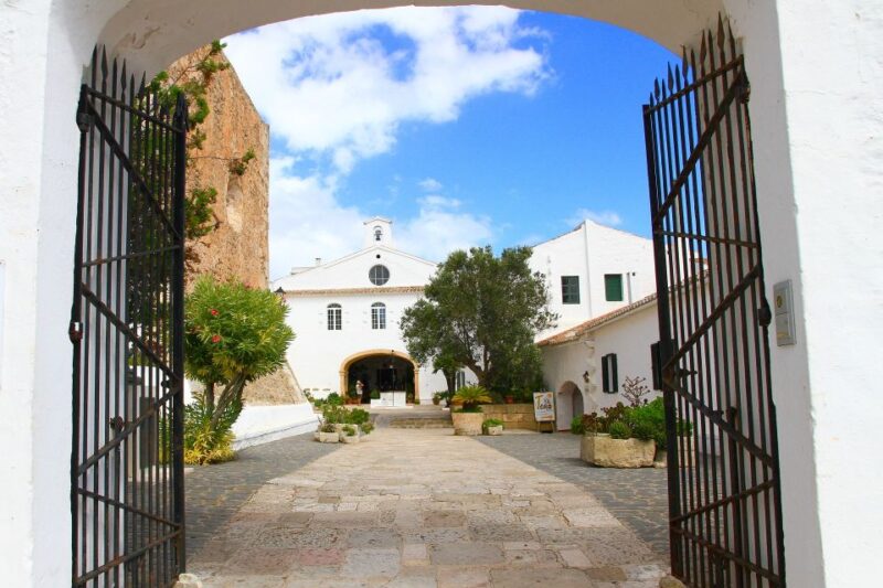 From Ciutadella: Menorca Full-Day Guided Tour - Tour Duration and Discrepancies