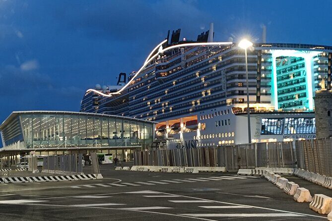 From Civitavecchia Cruise Port to FCO 1-8 People - Why This Transfer Is a Solid Choice