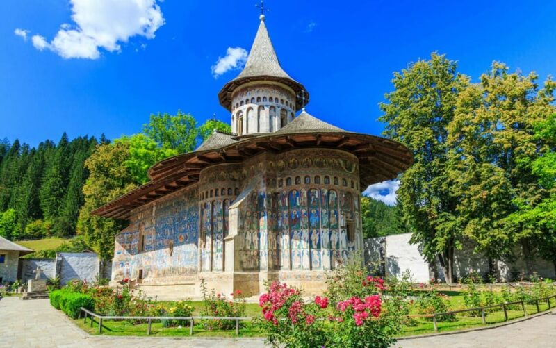 From Cluj-Napoca: 4-Day Tour of Maramures, Bucovina, and Transylvania - Accommodation and Meals