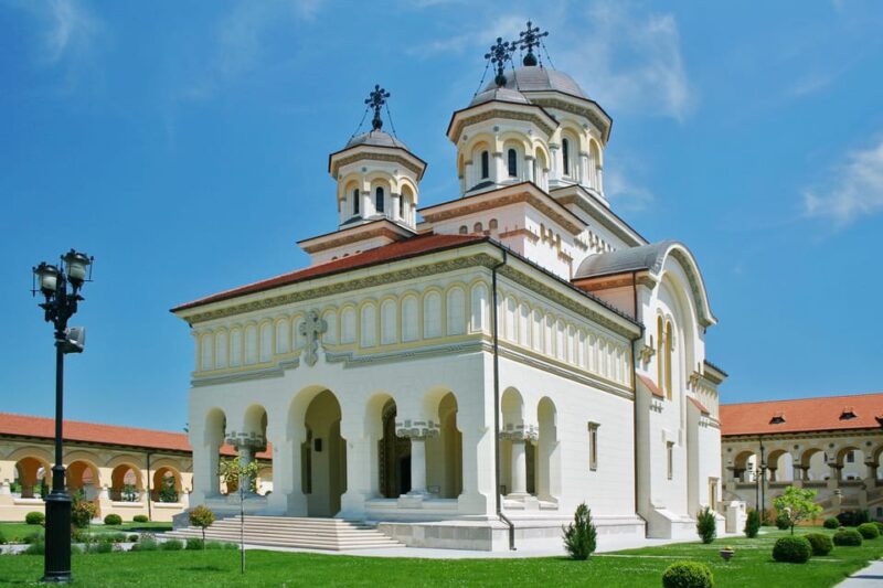 From Cluj Napoca: Alba Iulia and Sighisoara Day Trip - Tour Experience