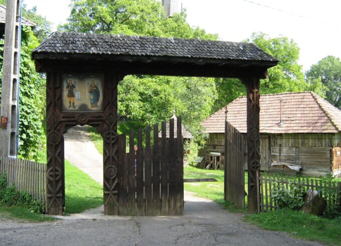 From Cluj: Rural Tour Through Maramures and Bukovina - Important Information