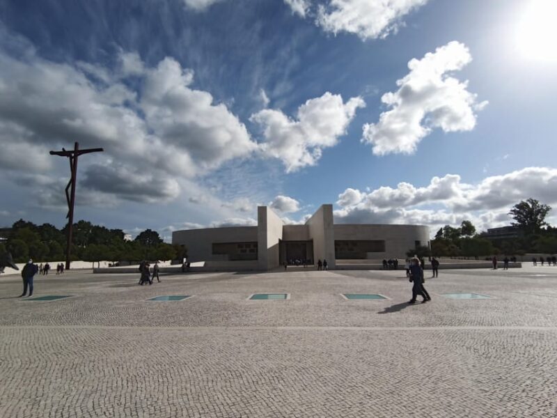 From Coimbra: Fátima Sanctuary, Batalha, Alcobaça and Nazaré - Why This Tour Works