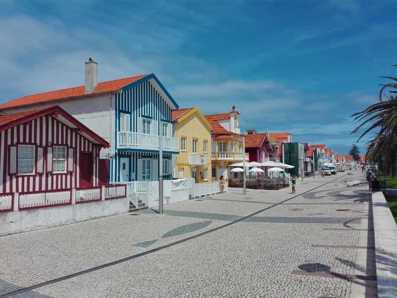 From Coimbra: Tour to Aveiro, Costa Nova beach and Moliceiro boat - Key Points