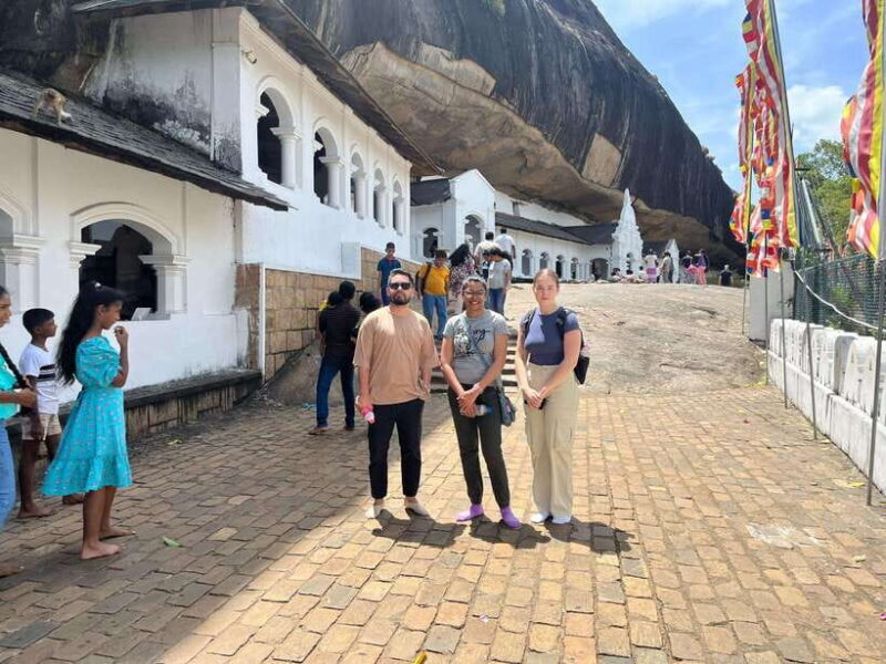 From Colombo: Dambulla and Pidurangala Rock climb Day Trip - The Sum Up
