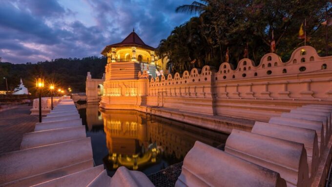 From Colombo : Day Trip to Kandy/ Pinnwala/ Royal Gardens - Kandy Spice Walk