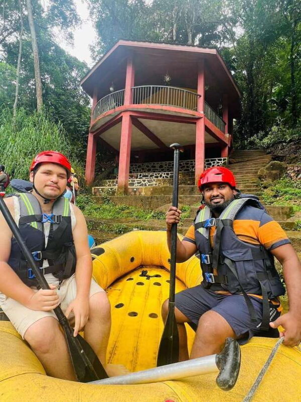 From Colombo/Negombo: Kitulgala Rafting, Ambuluwawa, Kandy - An Inside Look at Your Itinerary
